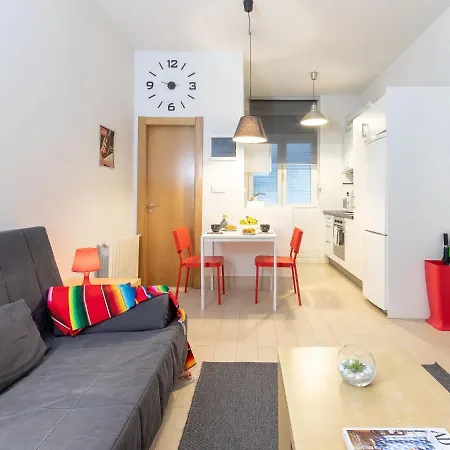 Indautxu Metro Next Stop 아파트 빌바오