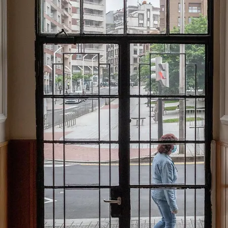 Indautxu Metro Next Stop 빌바오